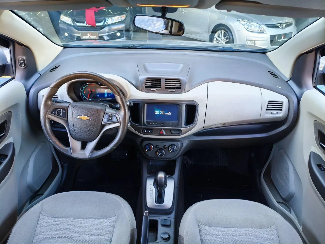 Interior frontal